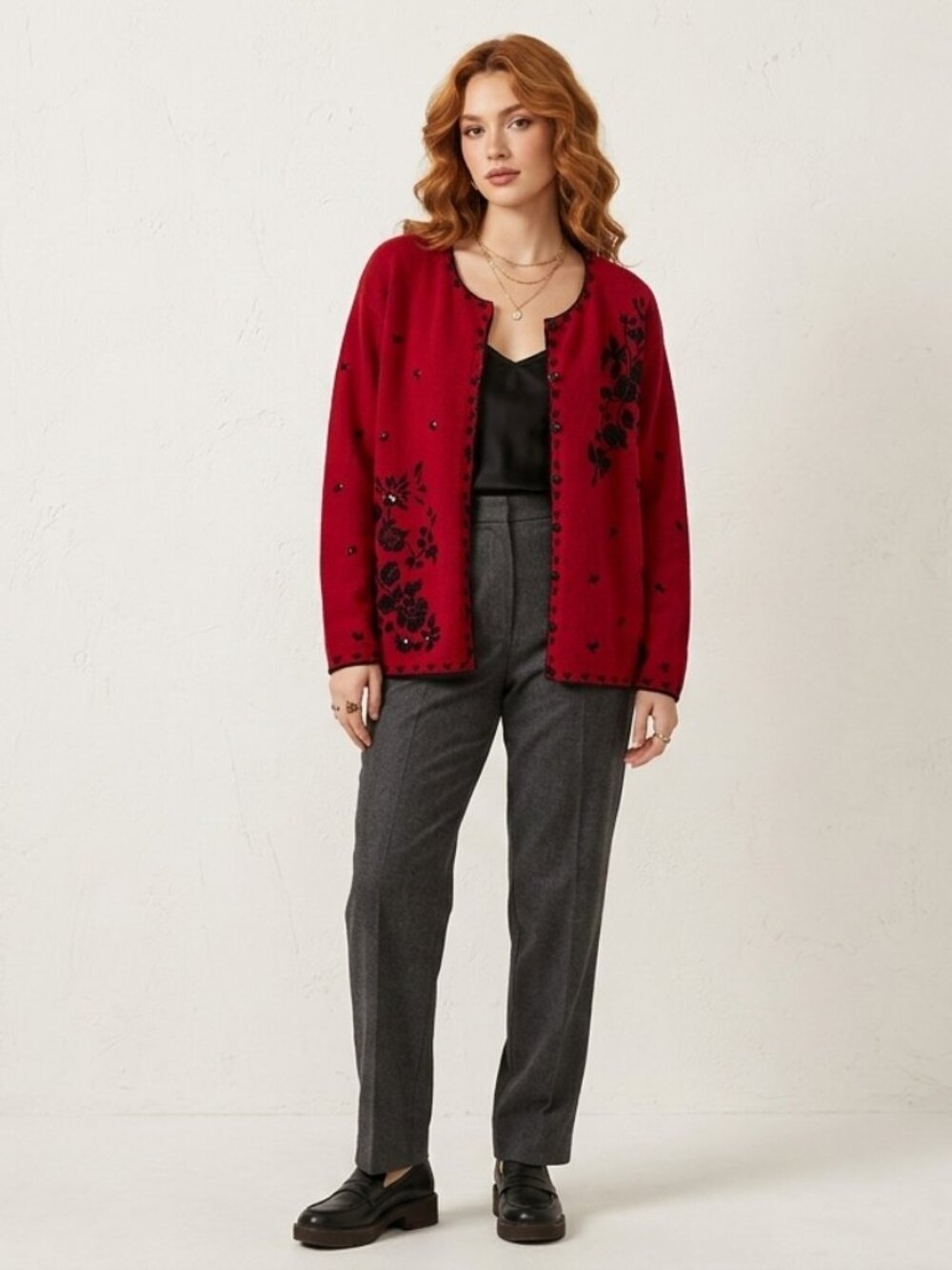 TIARA INTERNATIONAL Y2K Holiday Vintage Embellished Buttoned Sweater Cardigan M